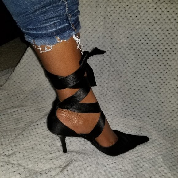 Kenneth Cole Shoes - Kenneth Cole VINTAGE Satin Stilettos